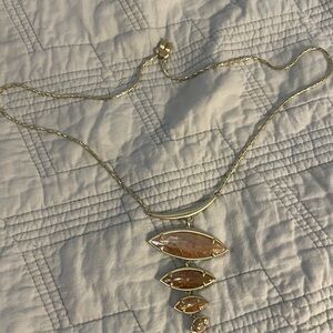 Gold Tone Pendant Necklace with crackle Peach Gemstone Accents